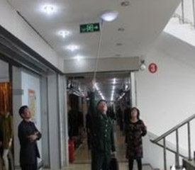 �����F(xi��n)��(ch��ng)�z�鹤��